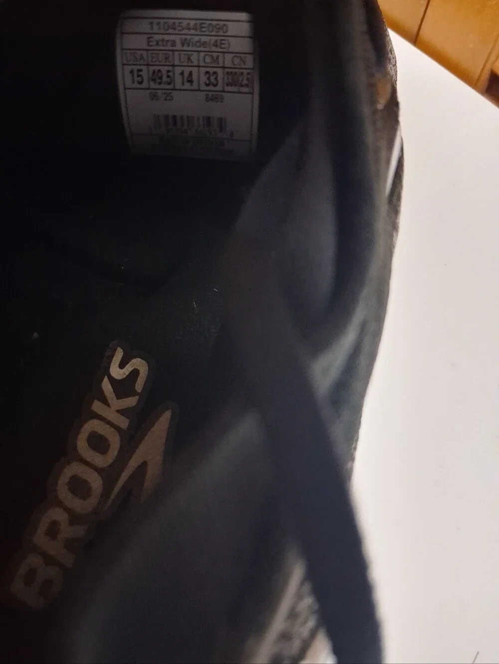 Brooks Adrenaline GTS 25 Men's Running Shoe * Size: 15 (4E) Extra Wide